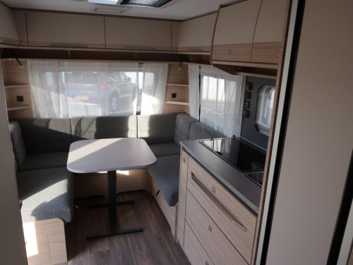 Fendt Bianco Selection 465 SFB FRENCH BED AND ROUND SEATING photo: 7
