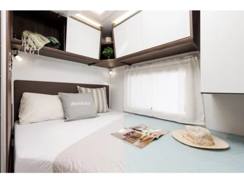 Benimar Tessoro 430 Compact & luxe NEU Foto: 14