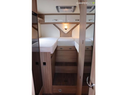 B&uuml;rstner Lyseo M Harmony Line 170hp Automatic | Single beds | Inverter | Roof air conditioning | Awning | Towbar | Bike rack | Bearlock | Solar photo: 16