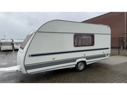 Beyerland Vitesse 460 MD mit Endk&uuml;che und Festbett - Foto: 15