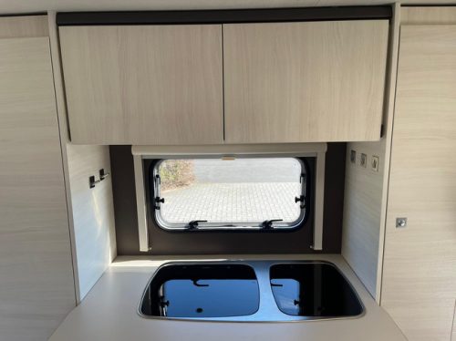 Caravelair Antares 476 Family Litera | Portabicicletas | Avance | TV | Cama francesa | Asiento de tren | Mosquitera foto: 18
