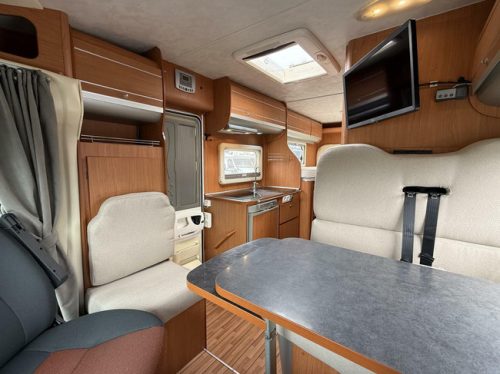 Maesss Sunline T665 as new single beds photo: 9