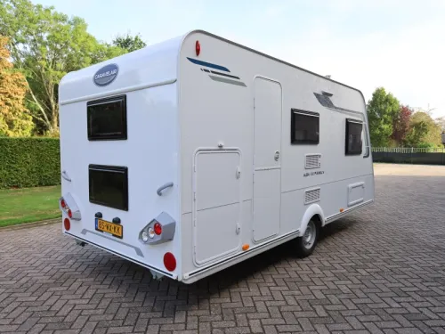 Caravelair Alba Family 466 Stapelbed &eacute;n vast bed  foto: 3