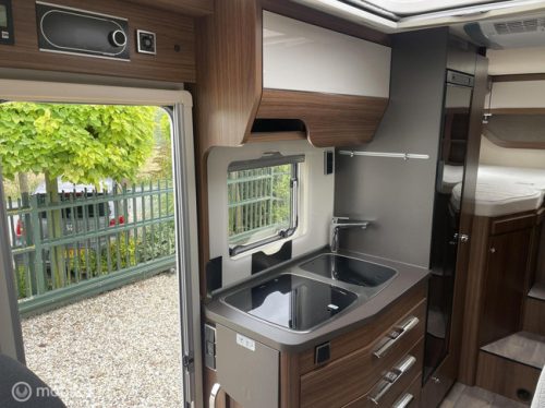 Hymer Mercedes 170-HP Automatic Euro6 ML-T 580 Single Beds XXL Garage photo: 4