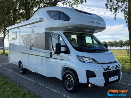 Adria Coral XL Plus 660 SL L&auml;ngsbetten | Automatik Foto: 4
