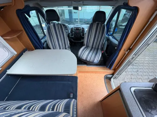 Dethleffs Globebus T 2 Airco,Fixed bed,Awning  photo: 15
