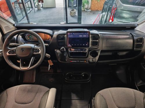 tourne mobil 6.4 Select 2.2 BlueHDI 180PK Automaat - ALL SEASON photo: 1