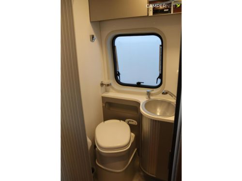 Adria TWIN 600 SPT Multijet 150hp | Inverter | Awning | Towbar | Bearlock | Bicycle carrier | Transverse bed | LED TV | Parking sensors eight photo: 18