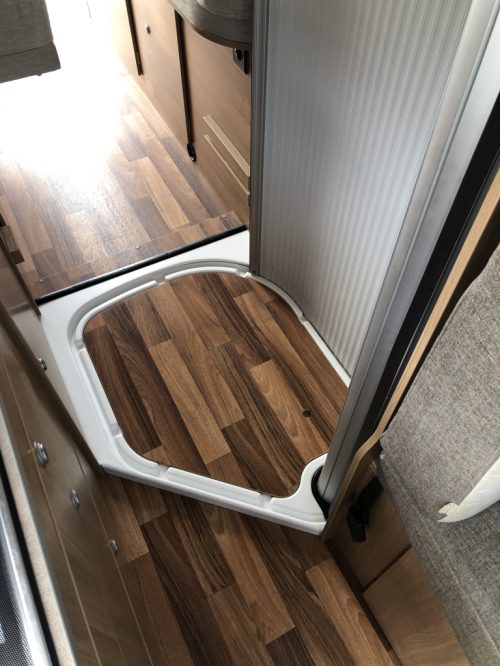 Hymer Yellowstone 649 SINGLE BEDS photo: 45