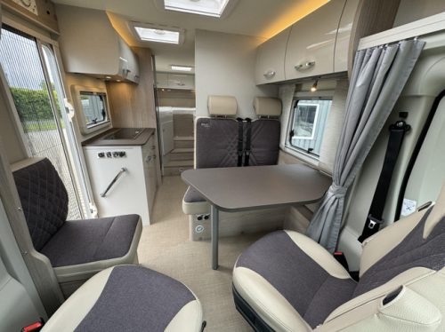 B&uuml;rstner Nexxo Van T 690 G Einzelbetten - Kompakt Foto: 9