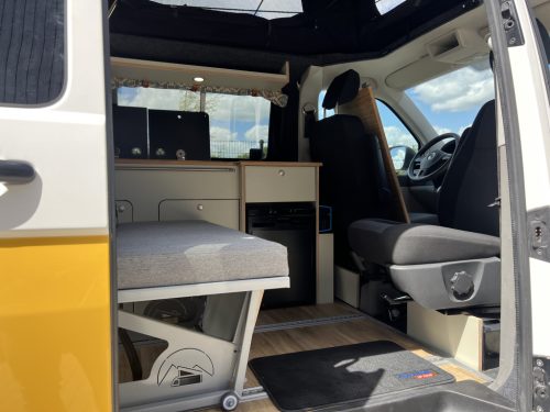 Volkswagen T6 Van conversion Florida New interior photo: 10