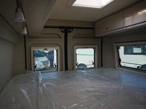 B&uuml;rstner Campeo 640 PROMOTIONAL PRICE/longitudinal beds photo: 13