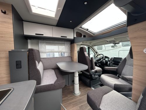 Knaus L!ve Ti Platinum 650 MEG Automaat Foto: 9