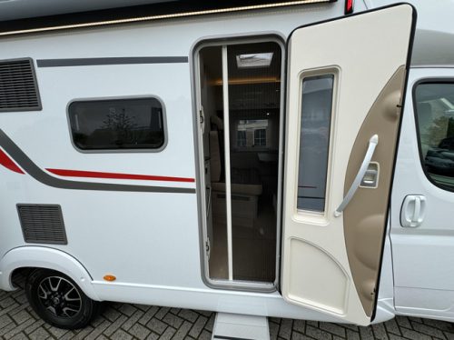 B&uuml;rstner Nexxo Van T 690 G Einzelbetten - Kompakt Foto: 4