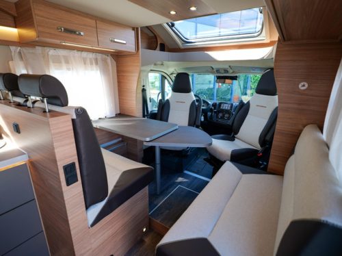 Weinsberg CaraSuite Spicy 650 MF MODEL 2027, automatic photo: 1