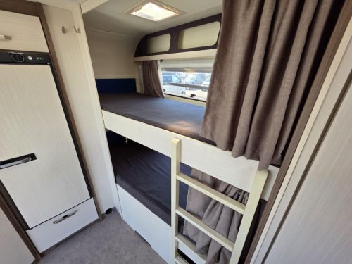 Knaus Lifestyle 550 LK Lounge & Etagenbett Foto: 15