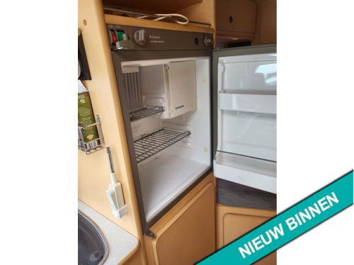 Volkswagen LT 28A TDI Factory Motorhome SOLAR PANELS TOILET SHOWER photo: 21