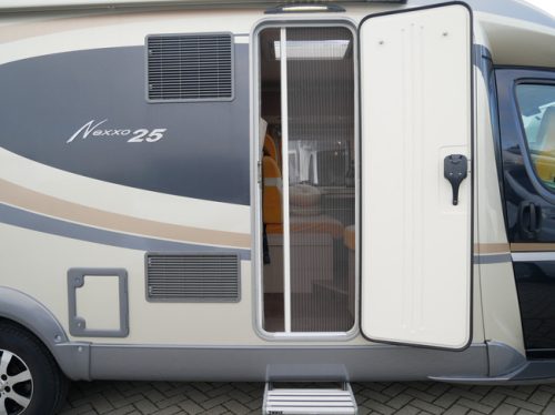B&uuml;rstner Nexxo T728 Edition 25, Single Beds, Many Options!! photo: 21