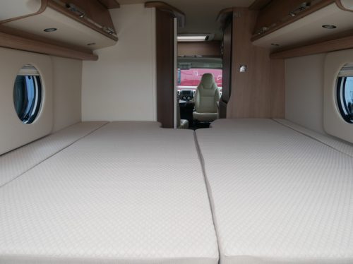 Carthago Malibu Van 640 LE, 9-Speed Automatic, Busbiker, MaxxFan photo: 17