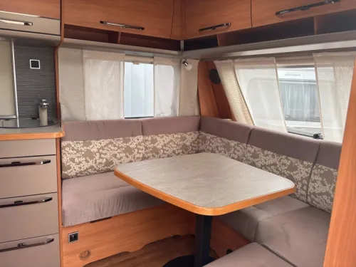 Eriba Nova GL 465 Mover awning air conditioning Unico photo: 4
