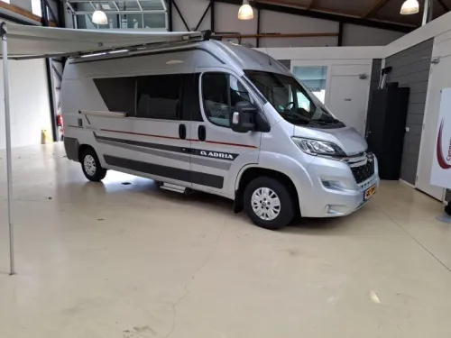 Adria Twin 600 SPT 130PS Querbett Klimaanlage