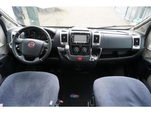 Adria Coral Supreme S 670 SL Auto-levelsyst-Sat-Solar Foto: 6