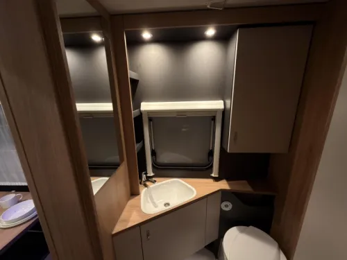 Knaus Sport Platinum 420 QD Platinum+1500KG+Boden Foto: 10