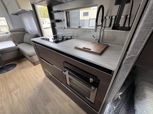 Adria Alpina 583 UL photo : 11