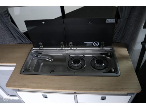 Volkswagen Transporter Buscamper 2.0TDI 140Pk Long California-look | 4-seats/4-berths | Pop-top roof | NEW.CONDITION photo: 10