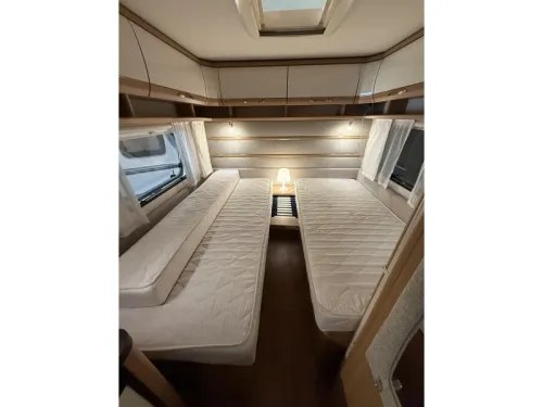 LMC Musica 490 E 2 BETTEN RUNDSITZGRUPPE RANGIERHILFE TOP  Foto: 17