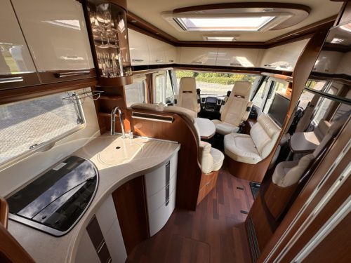 Carthago Chic C-Line I 4.9 SUPERIOR-AUT-LEVEL-AIRCO photo: 10