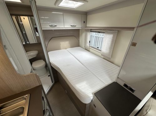B&uuml;rstner Nexxo Van T 569 photo: 20
