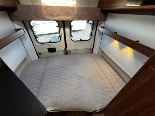 Adria Twin 640 SHX Transverse bed/unique layout photo: 14
