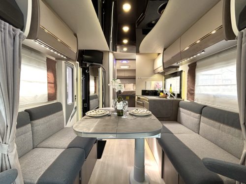 Chausson 768 XLB Titanium AUTOMATIC QUEEN BED + POP-TOP ROOF + F2F photo: 18