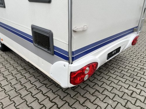Hobby De luxe Easy 560 KMFE Etagenbett Sitzgruppe Franz&ouml;sisches Bett Foto: 14
