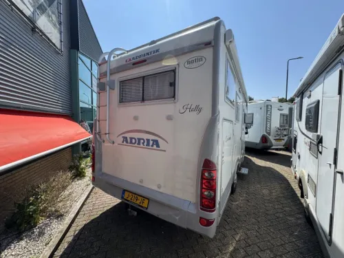 Adria Adriatik 660 SP Family Camper 2 air conditioners photo: 32