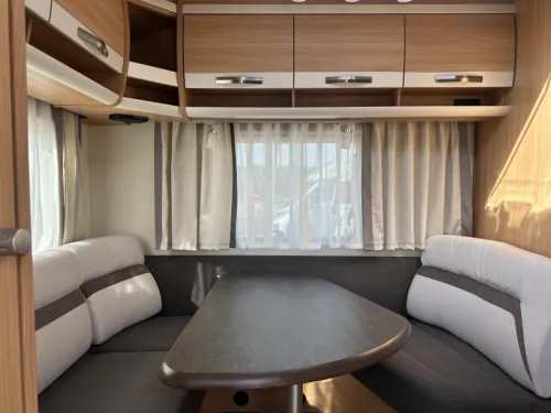 Knaus Sudwind Silver Selection 420 QD luifel - fietsdrager  foto: 5