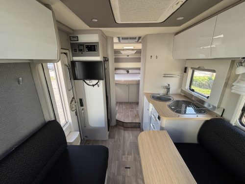 HYMER 2022 Face to Face Queensbett 150 PS Schaltgetriebe T695 S Foto: 2