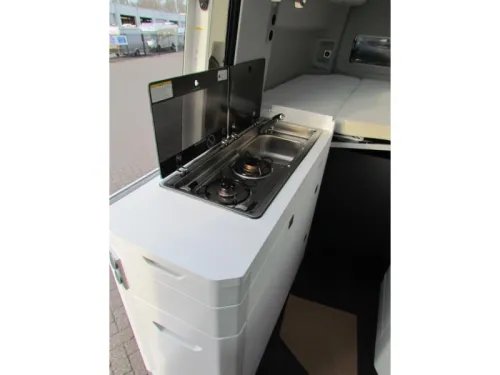 Volkswagen Grand California Transverse and Pop-top Bed, Automatic photo: 4
