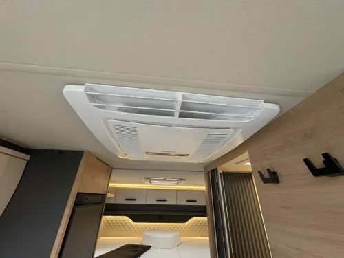 Knaus L!ve Ti 650 MEG Platium Selection Foto: 17