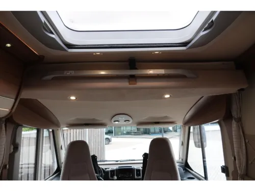 Hymer B Class 588 PL Automatic photo: 12