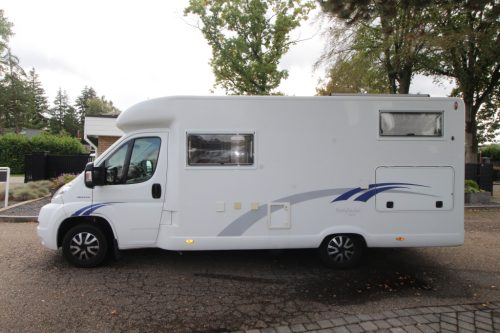 Konings Pathfinder P2012 photo: 1