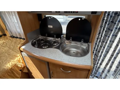 Hobby Excellent Easy 400 SF cama transversal asiento de tren inodoro foto: 7