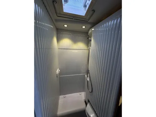Carado T 132 Hymer group photo: 16