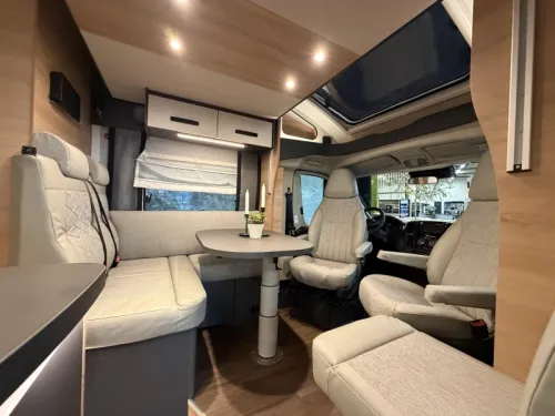 Knaus L!ve Wave 650 MEG Black Selection /Automatik Foto: 9