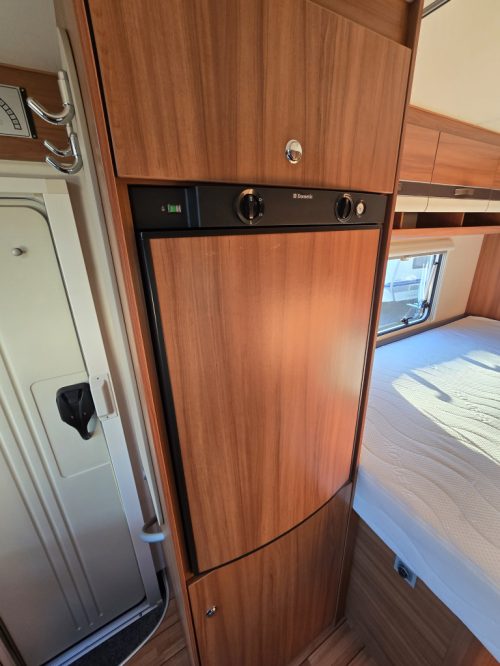 WEINSBERG TI 650 MFH Foto: 10