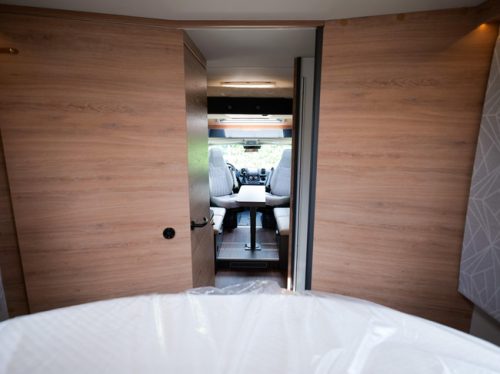 Knaus L!ve Wave Platinum 700 DX AUTOMATIC FACE 2 FACE 2027 photo: 22