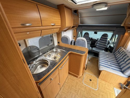 LMC Liberty 680 G Overcab photo: 15