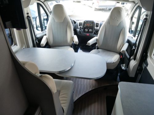 Etrusco (Laika) 600 DB Complete Selection, 6 Meter Van conversion Automatic photo: 8