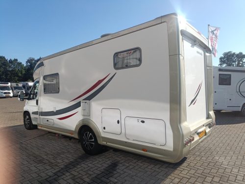 Eura Mobil Terrestra 700 EB TT photo : 3